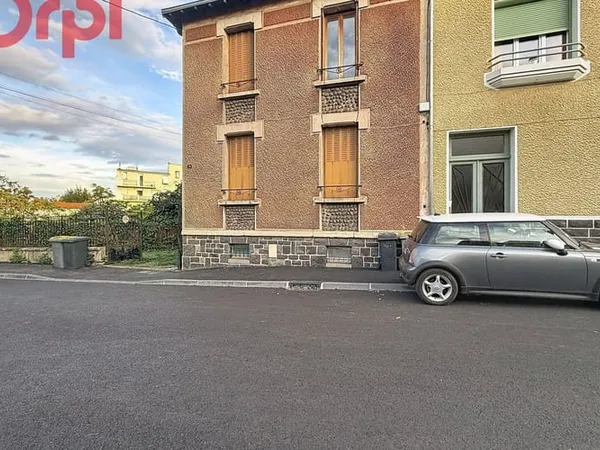 Immeuble de rapport 5 pièces 140 m²