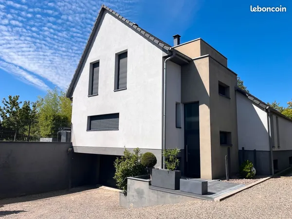 Maison de caractère de 200m² sur 11ares à Berrwiller