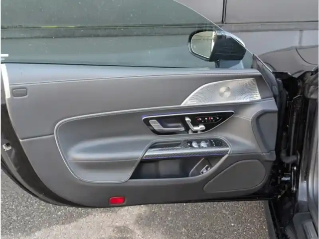 Mercedes Sl 63 4matic+ — photo 21