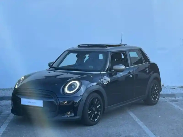 Mini Mini 5 portes cooper 136ch edition premium plus bva7 — photo 1