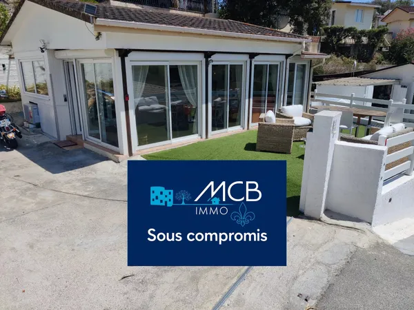 Chalet dans un domaine avec piscine