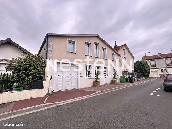 Bureaux 290 m² LES PAVILLONS SOUS BOIS