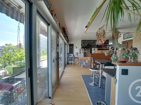 Appartement 3 pièces 82 m²