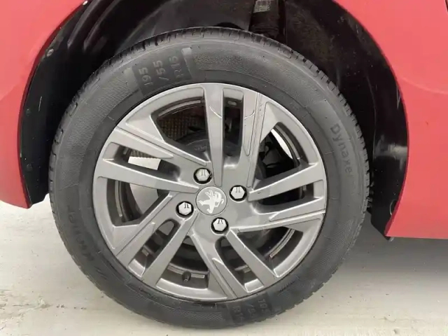 Peugeot 208 puretech 75 s&amp;s bvm5 — photo 50