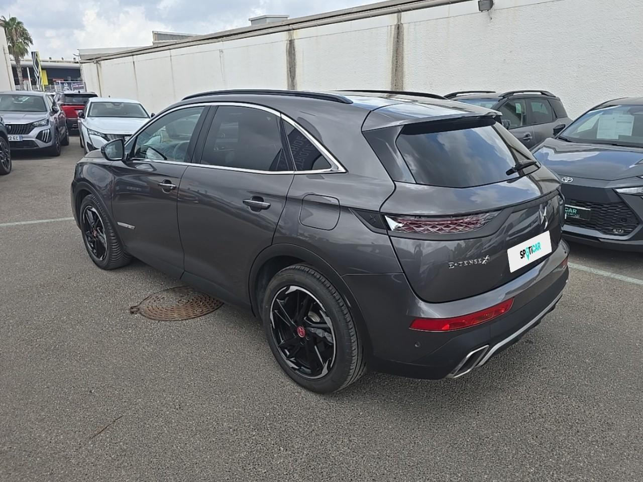 Ds Ds 7 crossback crossback hybride e-tense 300 eat8 4x4 performance — photo 7