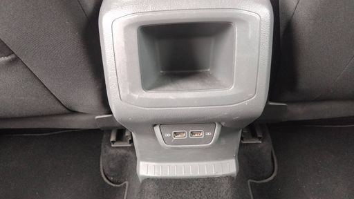 Volkswagen T-Cross 1.0 TSI 115 DSG7 - R-Line – 2020 – 74975 km – Essence – Boîte Automatique — photo 7