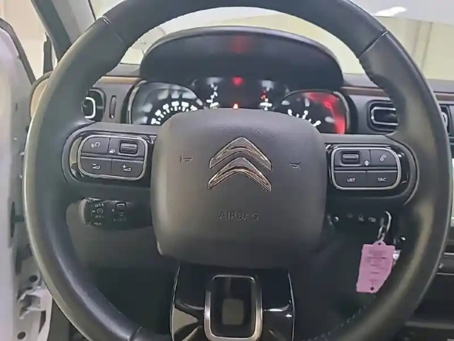Citroën C3 puretech 110 s&amp;s — photo 9