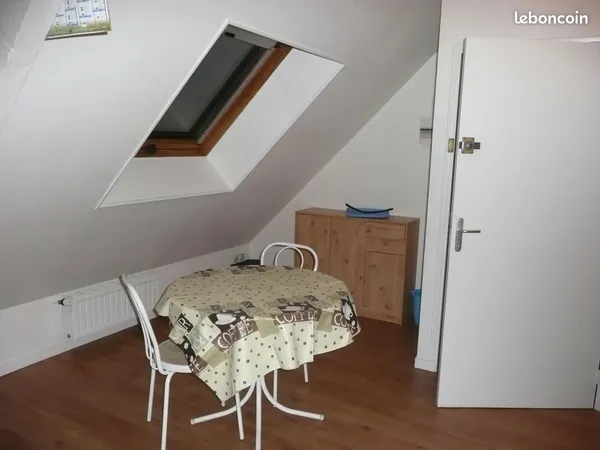 Appartement 2 pièces chauffage et eau froide compris