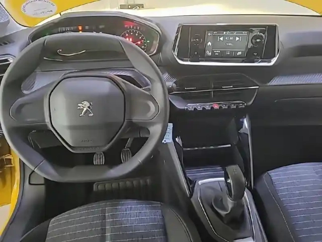 Peugeot 208 puretech 75 s&amp;s bvm5 — photo 82