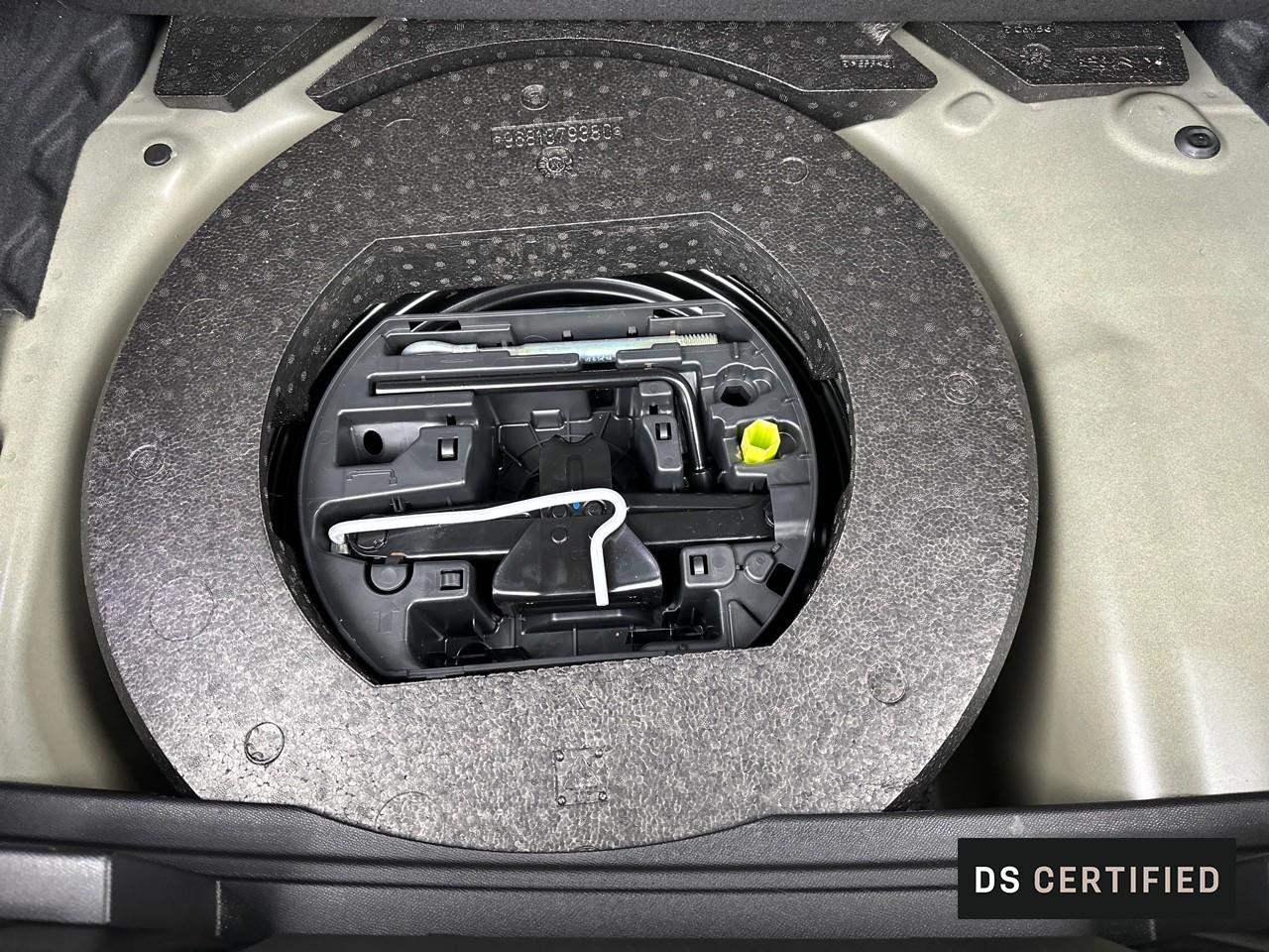 Ds Ds 3 crossback puretech 130 eat8 performance line+ — photo 40