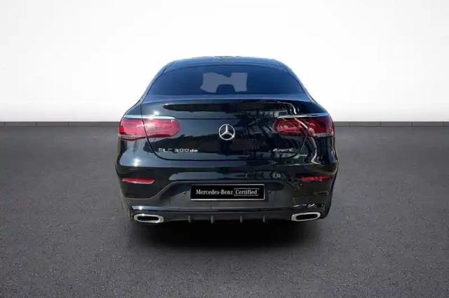 Mercedes Glc coupé 300 de 9g-tronic 4matic — photo 5