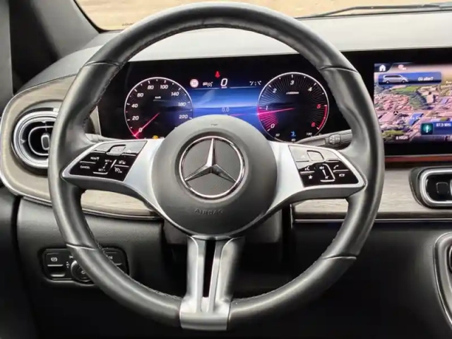 Mercedes Cla v 300 d avantgarde extra long — photo 34