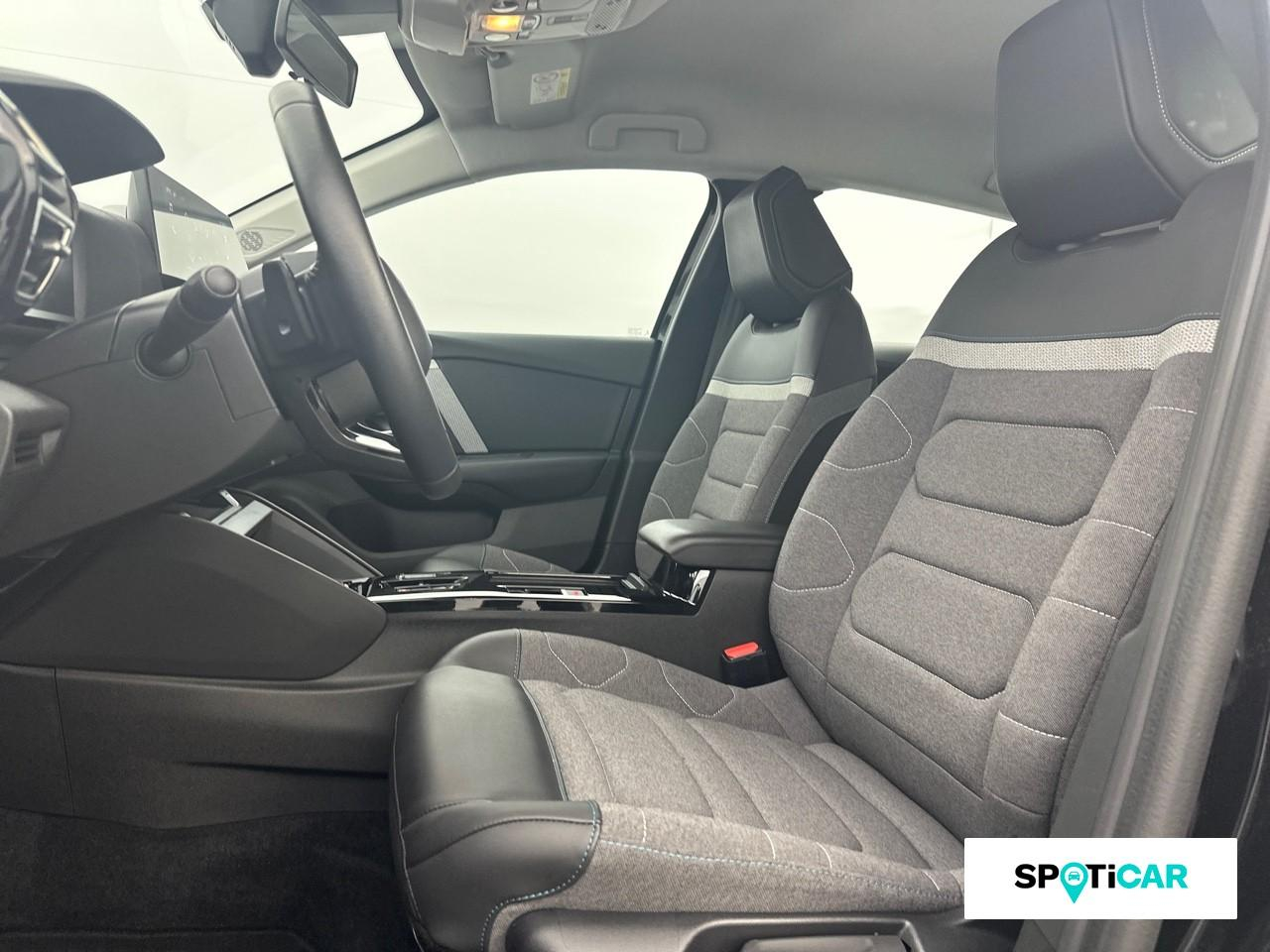Citroën C4 puretech 130ch s&s feel pack eat8 — photo 9