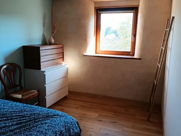 Colocation dans une maison en paille