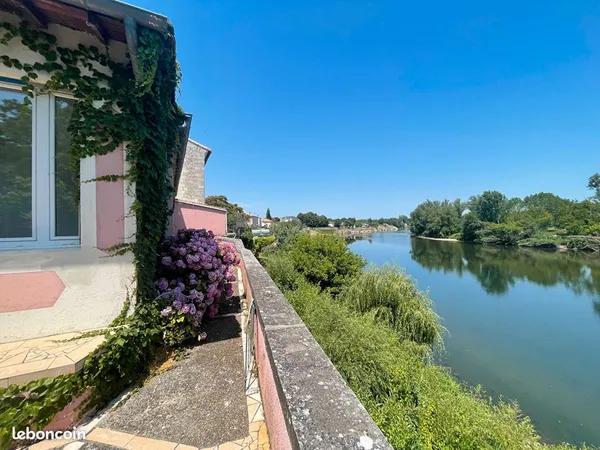 Propriété 9 pièces 246 m²
