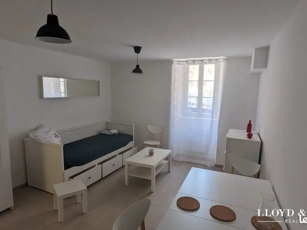 Studio 1 pièce 24 m²