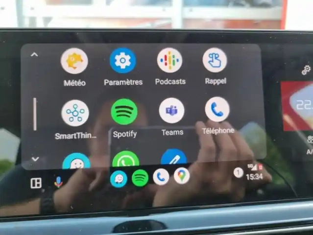 Citroën C5 Aircross puretech 130 s&amp;s bvm6 feel pack — photo 36