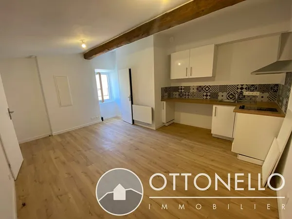 Appartement Roquebrune Sur Argens 2 pièces rénové