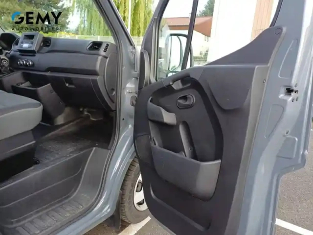 Nissan Nv400 l1h1 3.3t 2.3 dci 135 — photo 21