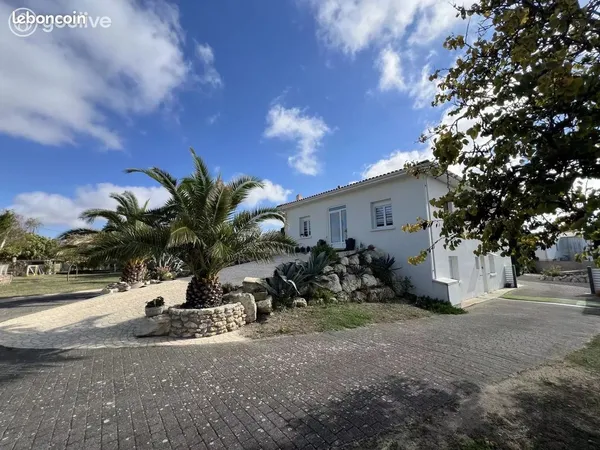 Propriété 6 pièces 150 m²