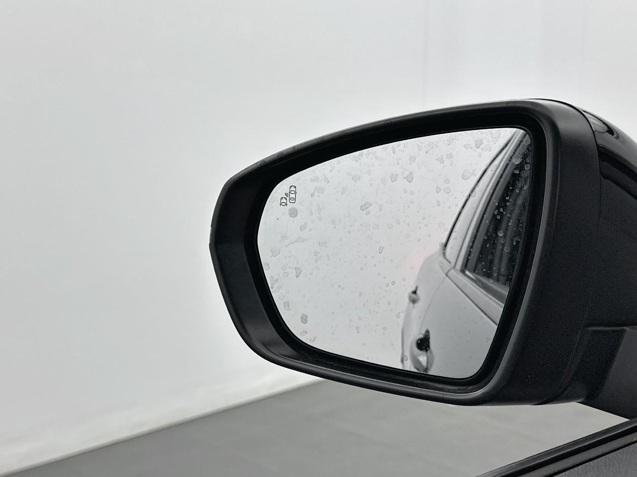 Peugeot 3008 hybrid 225 e-eat8 gt pack — photo 34