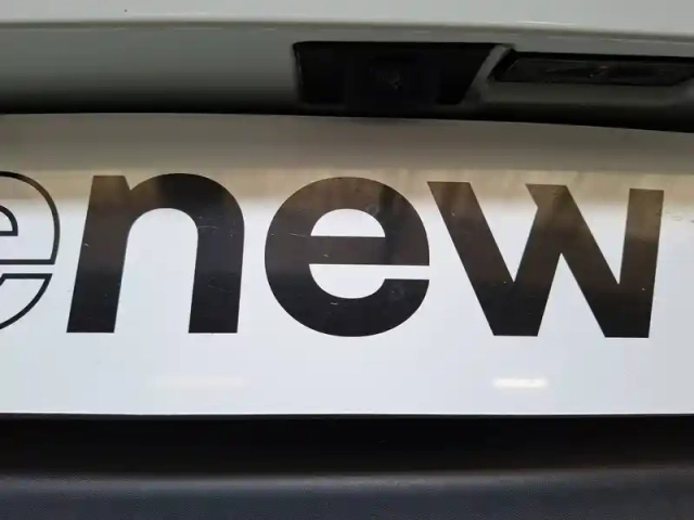 Dacia Sandero eco-g 100 — photo 13