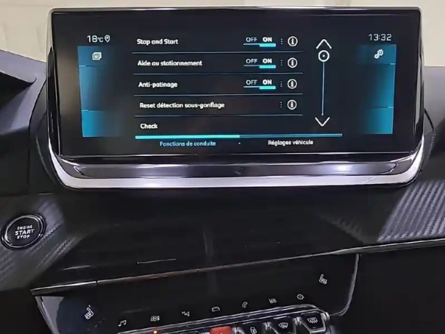 Peugeot 208 puretech 100 s&amp;s eat8 — photo 21