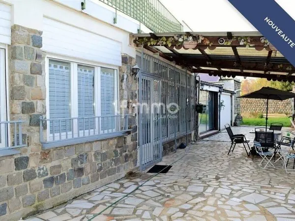 Maison 8 pièces 170 m²