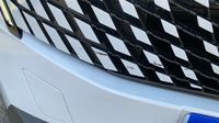 Peugeot 5008 Hybrid 145ch GT e-DCS6 — photo 32