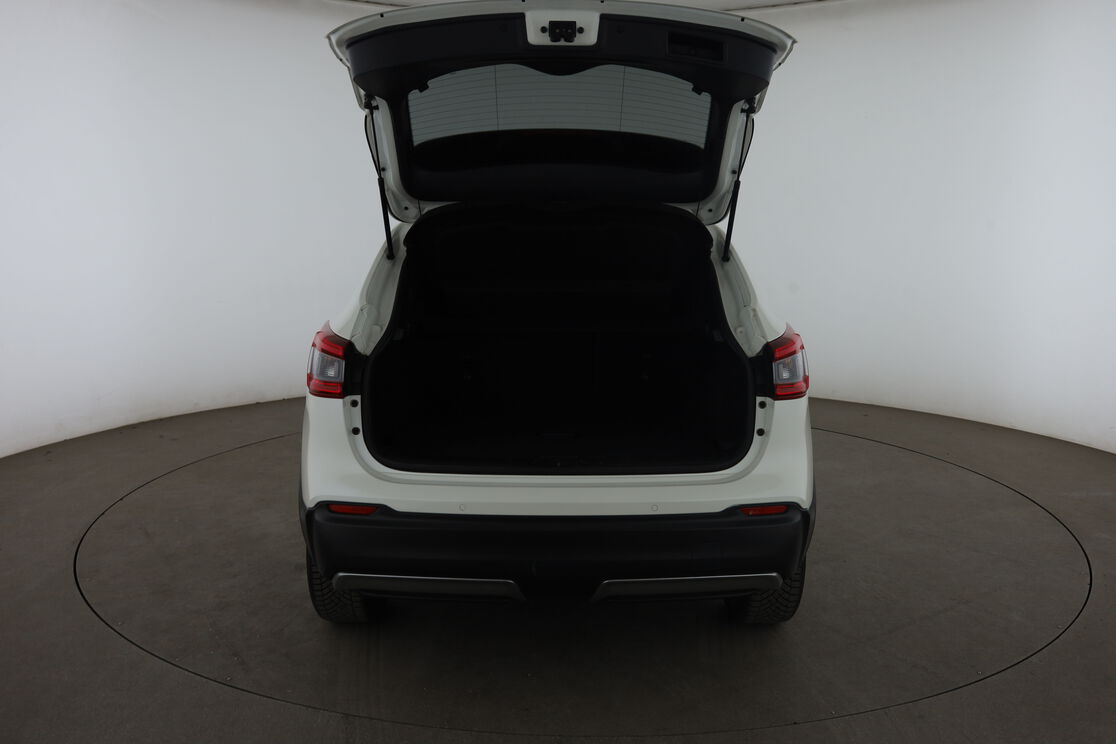 Nissan Qashqai 1.6 DIG-T — photo 15