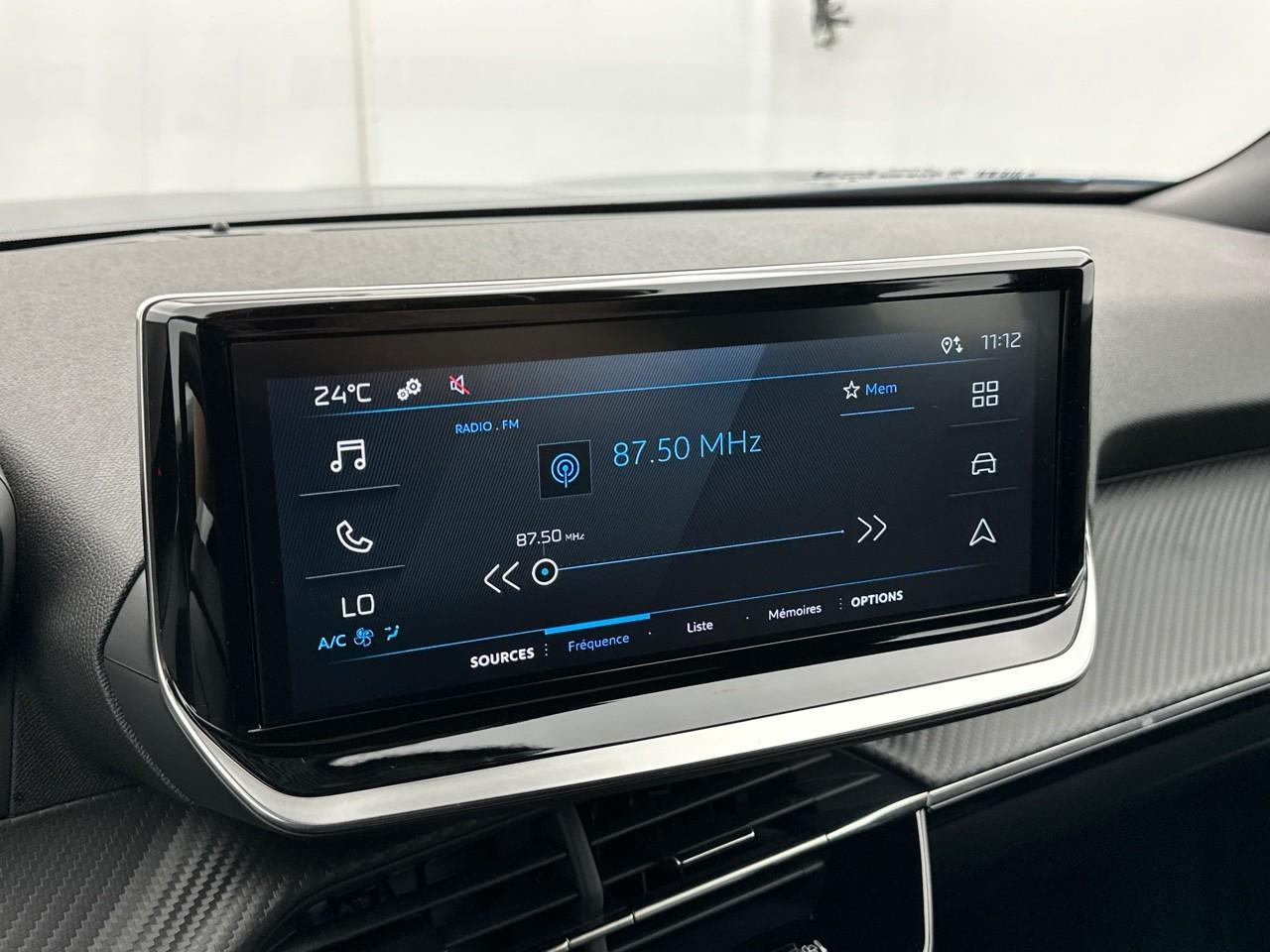 Peugeot 2008 100 s&s bvm6 style — photo 23