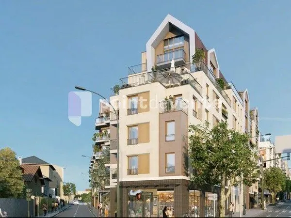Local commercial 114 m²
