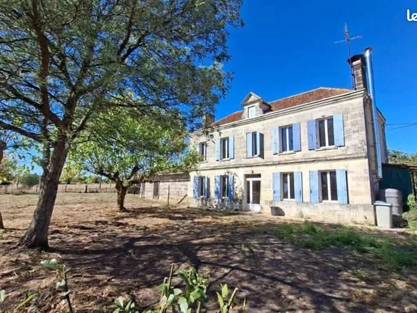 Maison 3 pièces 130 m²