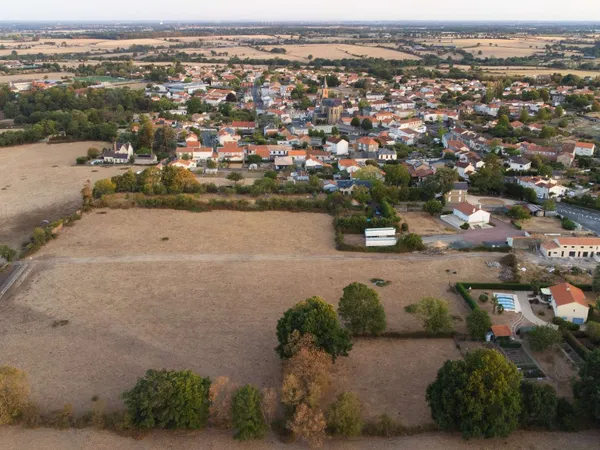 Terrain 322 m²