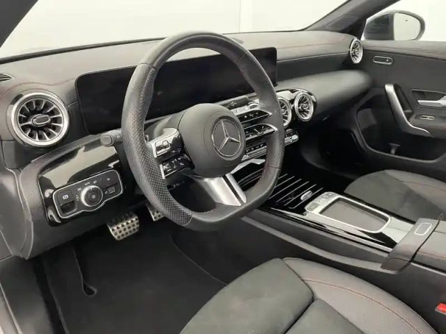 Mercedes Cla coupé 250 e hybrid eq 8g-dct — photo 30