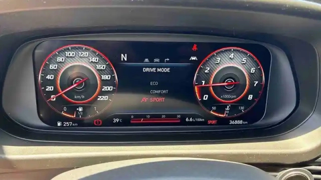 Hyundai Bayon 1.0 t-gdi 100 hybrid 48v — photo 25