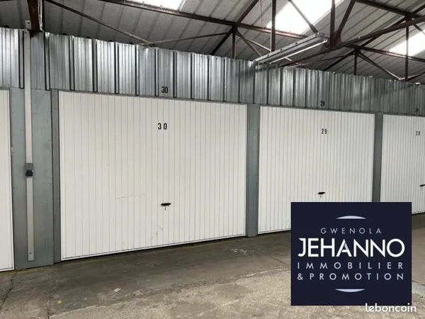 Parking/box 16 m² Vannes
