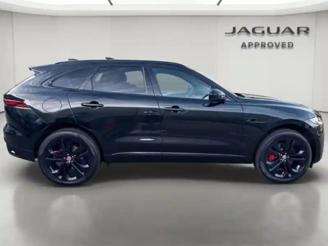 Jaguar F-Pace p400e plug-in-hybrid r-dynamic black bva8 awd — photo 23