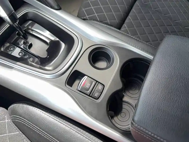 Renault Kadjar tce 140 fap edc — photo 20