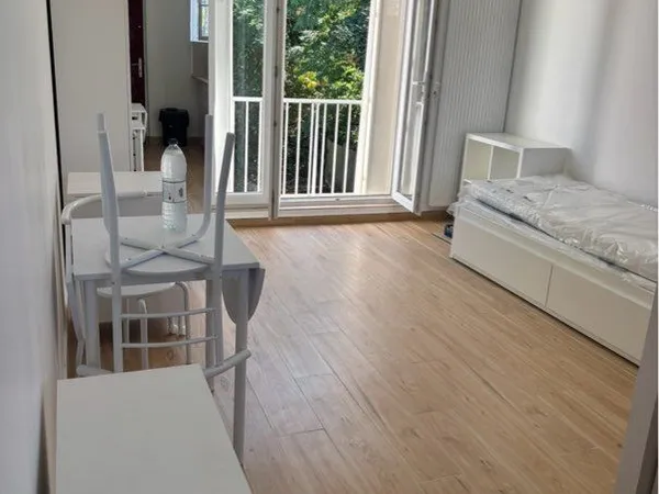 Studio meublé 20m2 Orsay 770