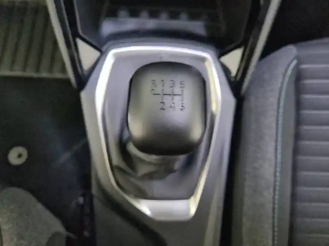 Peugeot 208 puretech 100 s&amp;s bvm6 — photo 14