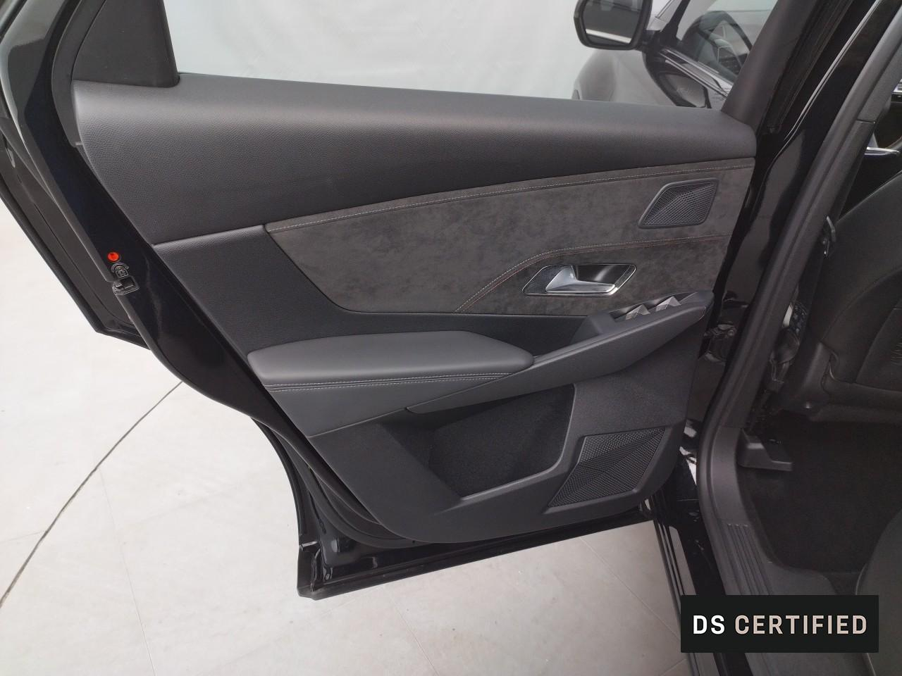 Ds Ds 7 crossback e-tense 4x4 300ch performance line — photo 23