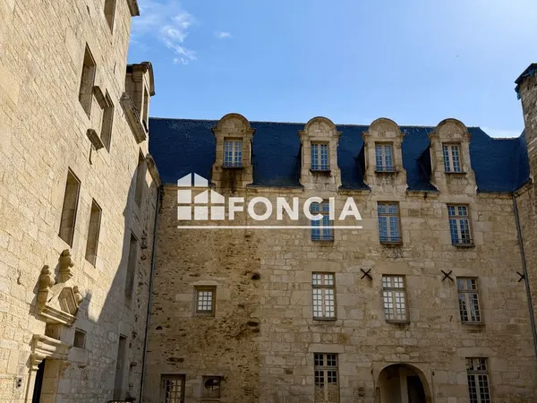 Charmant Duplex chargé d'histoire au coeur du Quartier de Locmaria