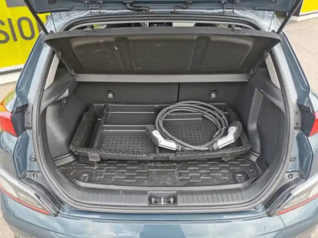 Hyundai Kona executive electrique 2wd 204 c — photo 8