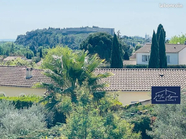 Villa 7 pièces 202 m²