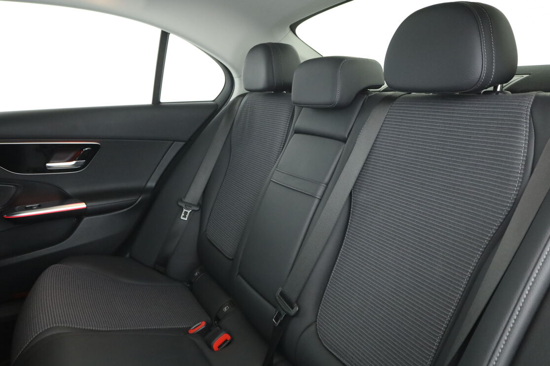 Mercedes-Benz Classe C 220 d Avantgarde Line 9G-Tronic — photo 13