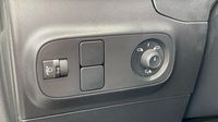 Citroen C3 1.2 PureTech 83ch S&S Shine — photo 17
