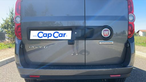 Fiat Doblo VU 1.6 MultiJet 120 - Cargo – 2023 – 65309 km – Diesel – Boîte Manuelle — photo 23