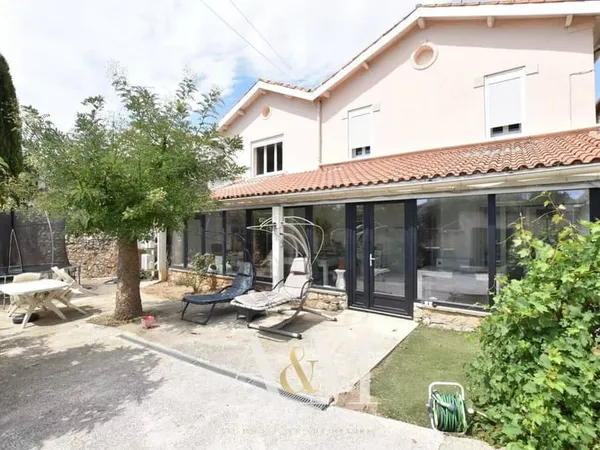 Maison 5 pièces 145 m²