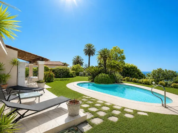 NICE PESSICART Villa 4-5 pièces avec vue Mer & Piscine